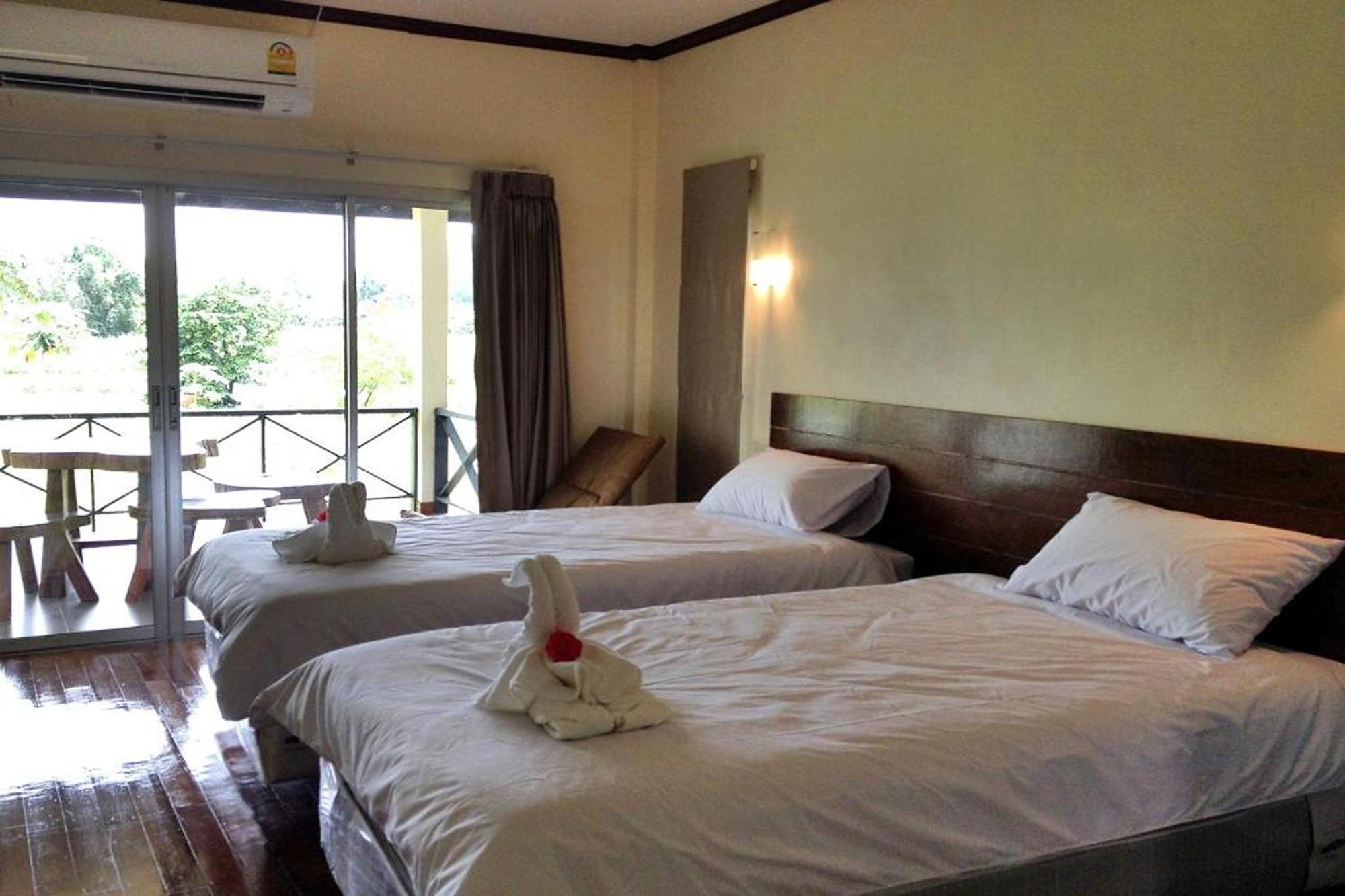 Be Fine Sabuy Hotel And Resort Szuratthani Kültér fotó