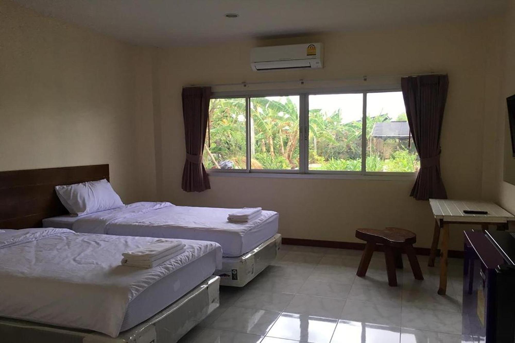 Be Fine Sabuy Hotel And Resort Szuratthani Kültér fotó