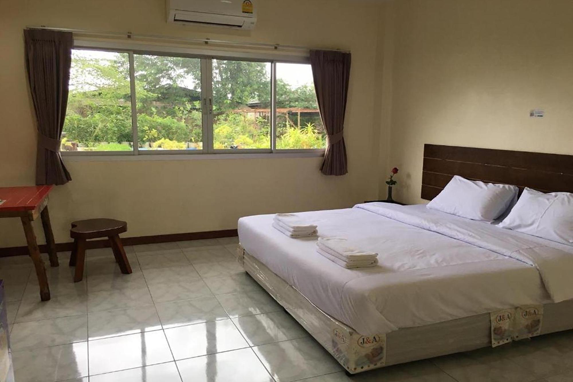Be Fine Sabuy Hotel And Resort Szuratthani Kültér fotó